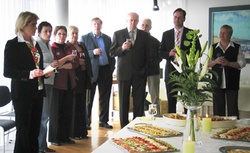 Við opnun dagvistar aldraðra 2005