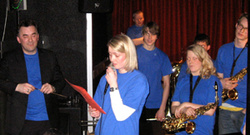 Kári Einarsson ásmat meðlimum Lúðrasveitar Seltjarnarness