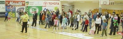 Danssýning nemenda í Mýrarhúsaskóla