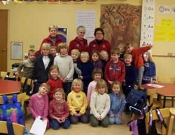 Endurskinsmerki færð nemendum