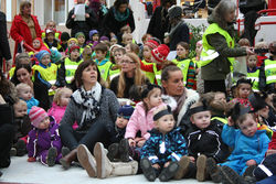 Leikskólabörn á Eiðistorgi