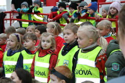 Leikskólabörn á Eiðistorgi