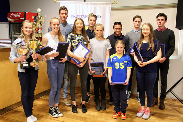 Nemendur Valhúsaskóla - Skólahreysti 2015 Nemendur Valhúsaskóla - Skólahreysti 2015