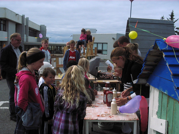 Uppskeruhátíð á smíðavelli 2011 Uppskeruhátíð á smíðavelli 2011