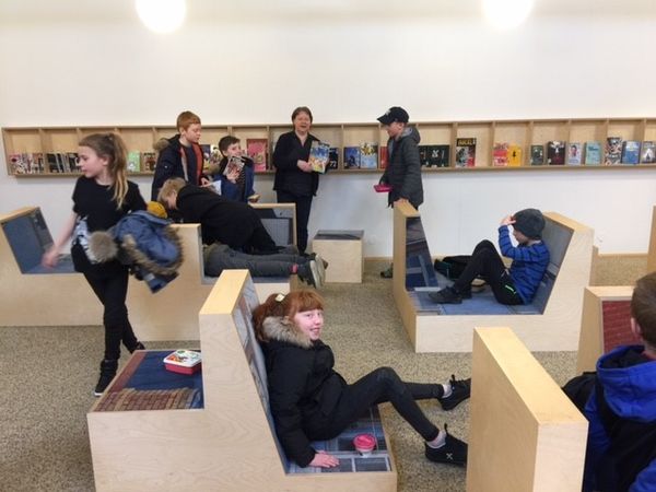 Heimsókn grunnskólabarna í Bókasafn Seltjarnarnes Heimsókn grunnskólabarna í Bókasafn Seltjarnarnes