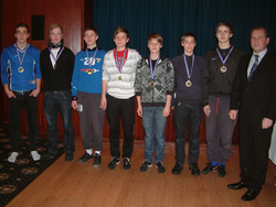 Íþróttamenn 2008 - Íslandsmeistarar 5. flokks Cliða ásamt Lárusi B Lárussyni