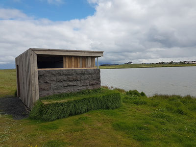 Fuglaskoðunarhús við Bakkatjörn