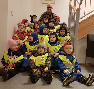 Leikskólabörn heimsækja bæjarskrifstofur