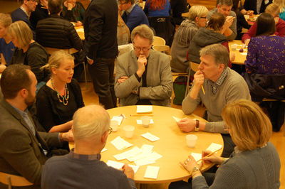 Íbúaþing um íþróttir og æskulýðsmál 2014 Íbúaþing um íþróttir og æskulýðsmál 2014