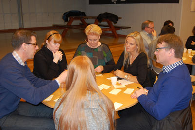 Íbúaþing um íþróttir og æskulýðsmál 2014 Íbúaþing um íþróttir og æskulýðsmál 2014