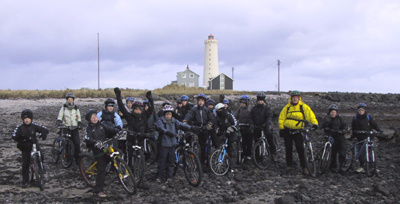 6. bekkur Smáraskóla ásamt Hrafnhildi Sigurðardóttur