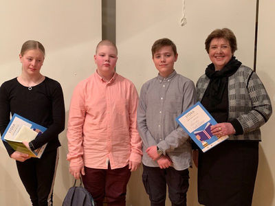 Nemendur í Valhúsaskóla