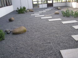 Innigarður í Grunnskóla Seltjarnarness