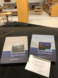 Bókagjöf frá Faxafloahöfnumn