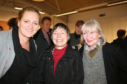 Ánægðir gestir við setningu Menningarhátíðar