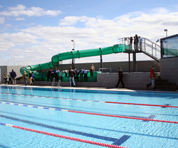 Við opnun sundlaugar