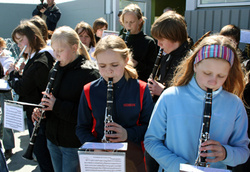 Við opnun sundlaugar - Lúðrasveitin spilar