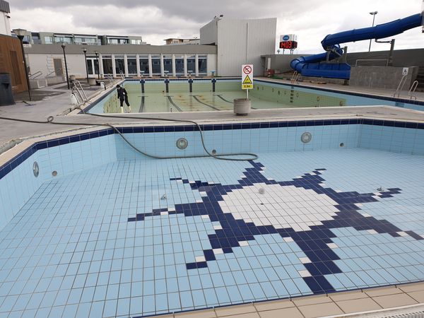 Sundlaug - Endurbætur