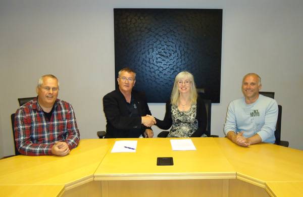 Arngrímur Sveinsson, Sveinn Hannesson, Ásgerður Halldórsdóttir og Stefán Eiríkur Stefánsson Arngrímur Sveinsson, Sveinn Hannesson, Ásgerður Halldórsdóttir og Stefán Eiríkur Stefánsson