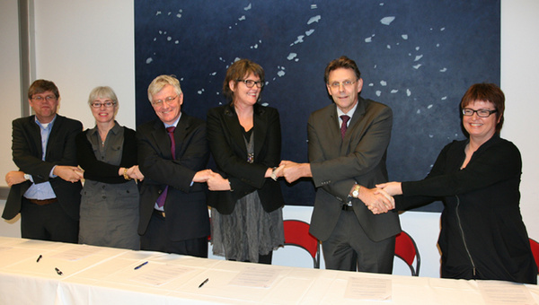 Samstarfssamningur um rannsóknarverkefni undirritaður