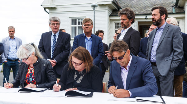 Við undirritun samkomlags um Höfuðborgarsvæðið 2040