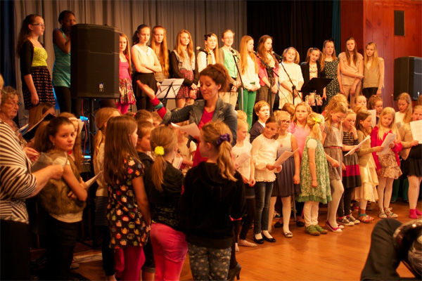 Sungið til styrktar Grensás