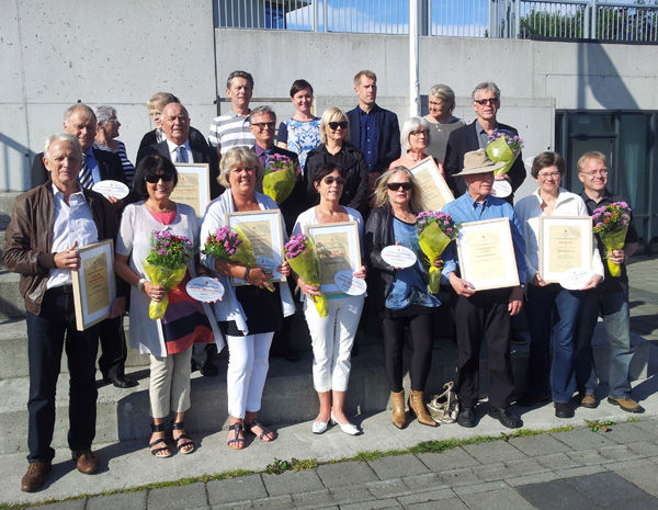 Umhverfisviðurkenning 2014 - verlaunahafar og umhverfisnefnd Umhverfisviðurkenning 2014 - verlaunahafar og umhverfisnefnd