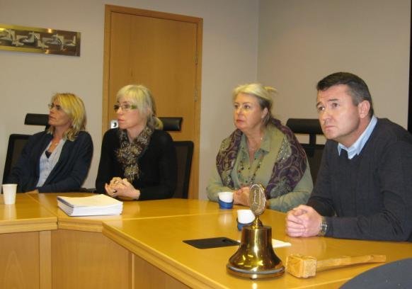 Seltirningar í góðum málum