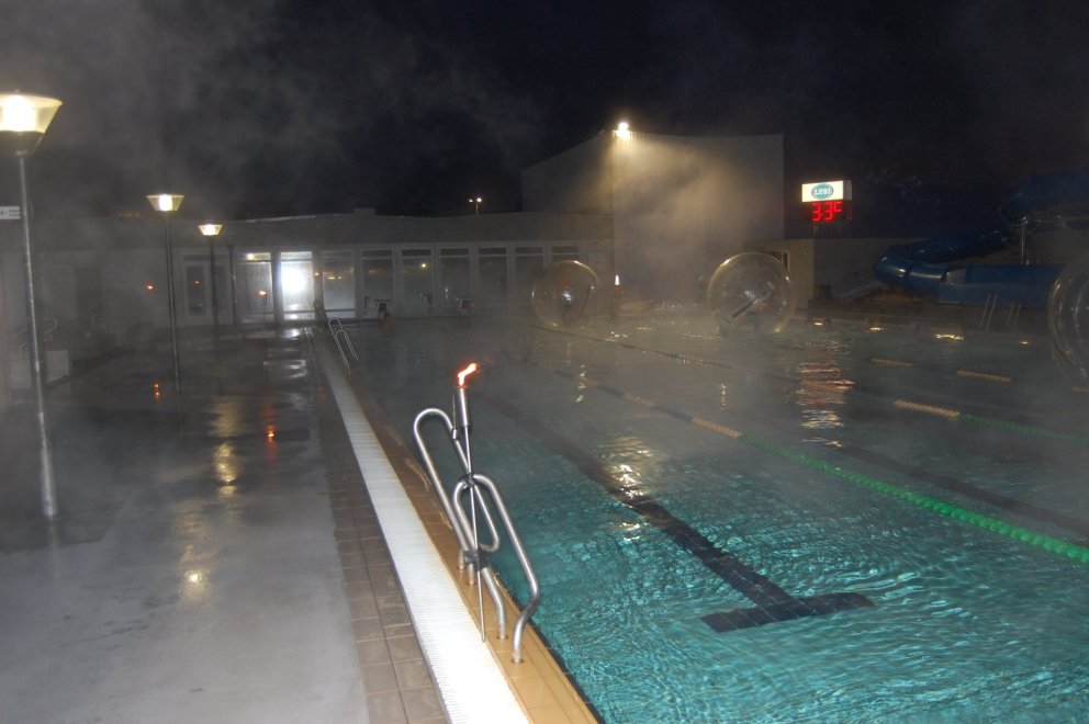 Góð stemning á Sundlauganótt