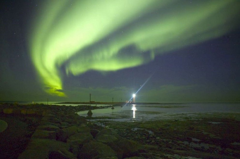 Slökkt á götulýsingu vegna norðurljósaspár