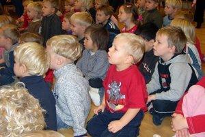 Leikskólabörn kynnast Núma