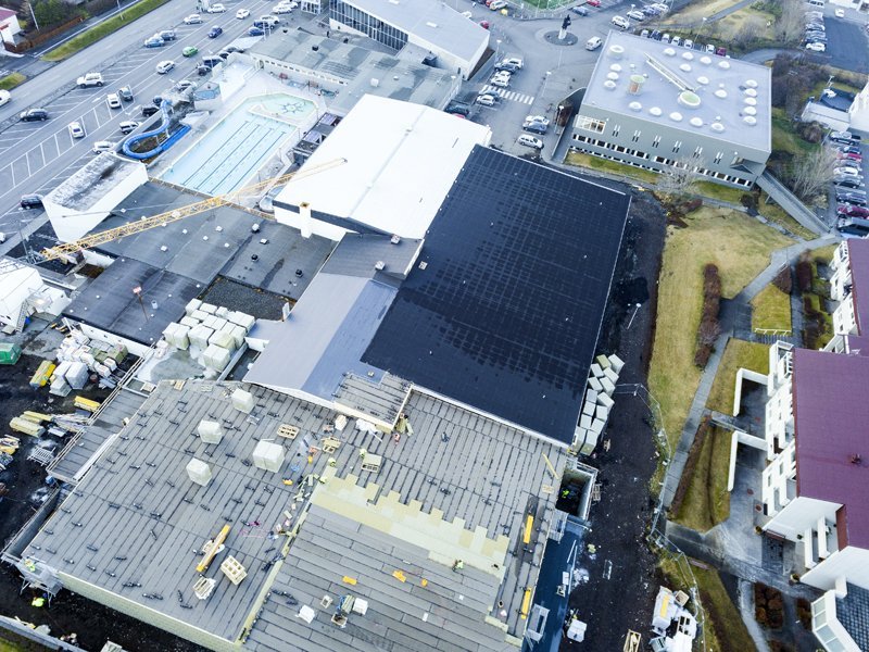 Stækkun íþróttamiðstöðvar