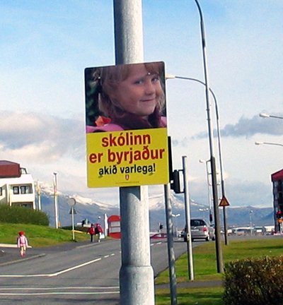 Bílstjórar sýni sérstaka varúð umhverfis skóla