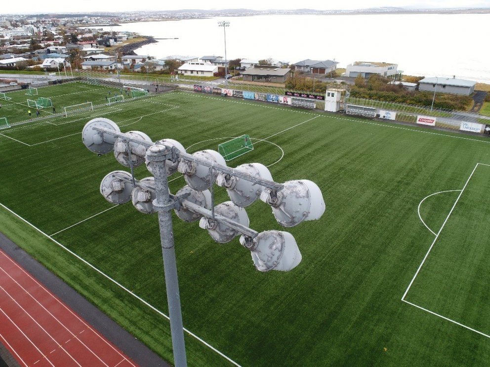 Endurnýjun flóðlýsingar á Vivaldivelli