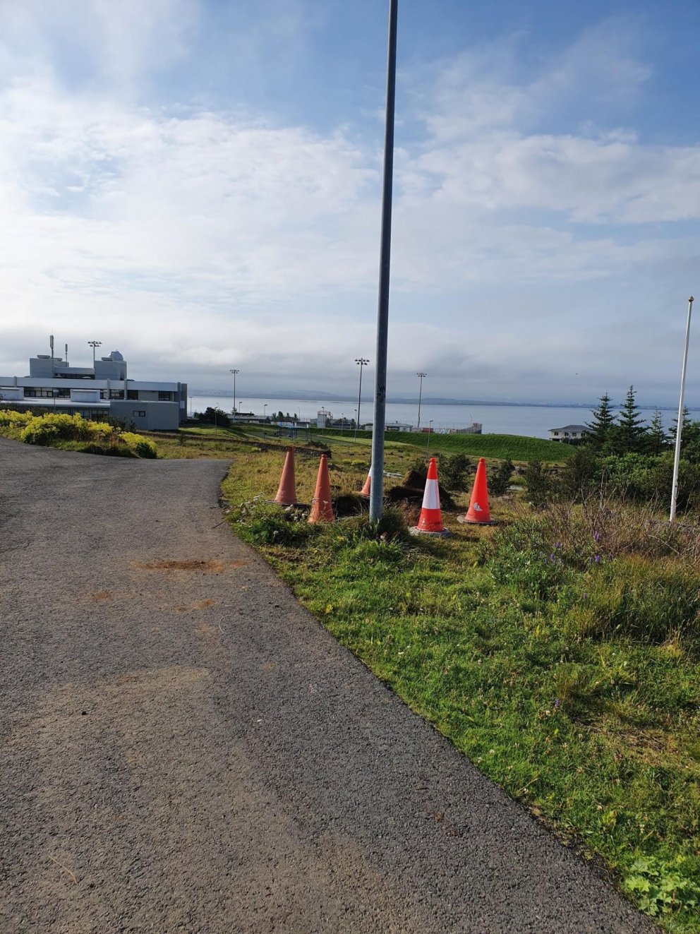 Viðgerð á leka við Kirkjubraut/Bakkagarð