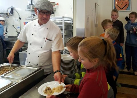 Mötuneyti grunn- og leikskólans á við bestu veitingastaði