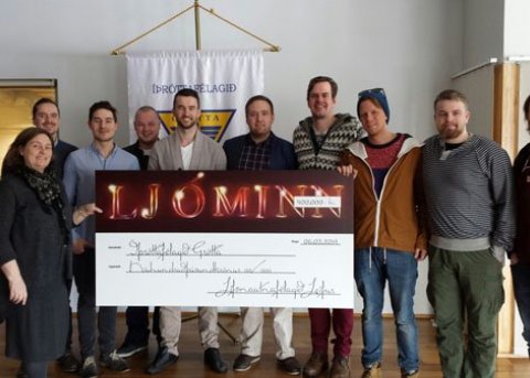 Lífsnautnafélagið Leifur styrkir Gróttu