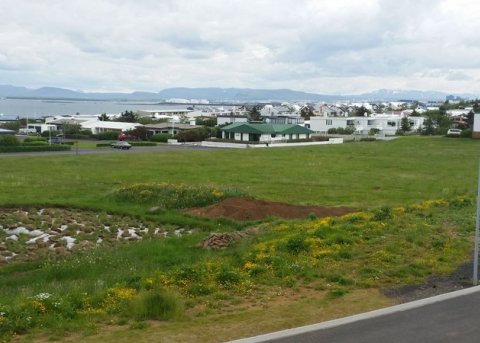 Fornminjar á byggingarreit hjúkrunarheimilis rannsakaðar