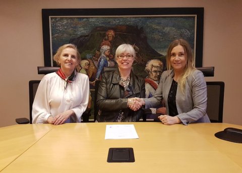 Seltjarnarnesbær endurnýjar samning við Reiti