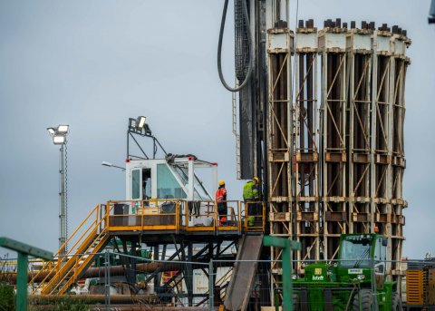 Ný hitaveitu borhola við Bygggarða komin í 1.100 metra