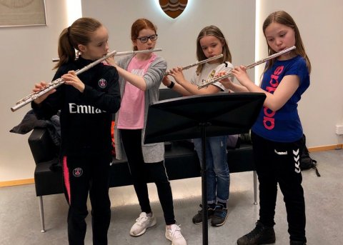 Tónleikar á bæjarskrifstofu