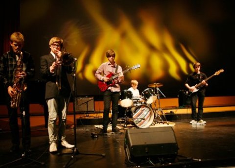 Fönksveinarnir og Ari Bragi Kárason