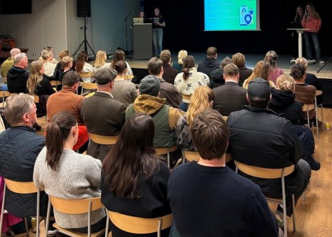 Fræðslukvöld um netöryggi og samfélagsmiðla í Valhúsaskóla