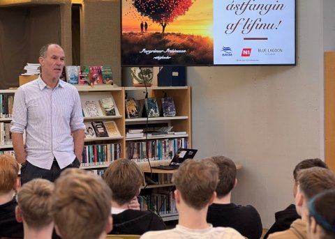 Þorgrímur Þráinsson heimsækir 10.bekk