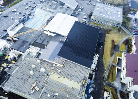 Stækkun íþróttamiðstöðvar