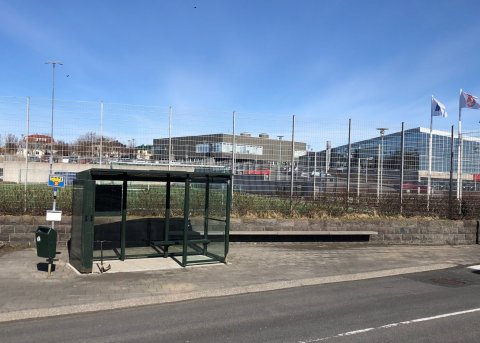 Öruggari stoppistöð Strætó við Suðurströnd virkar vel