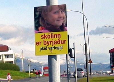 Bílstjórar sýni sérstaka varúð umhverfis skóla