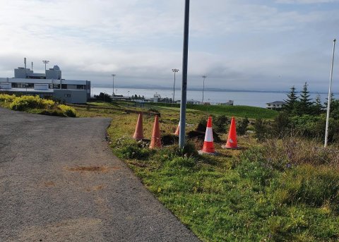 Viðgerð á leka við Kirkjubraut/Bakkagarð